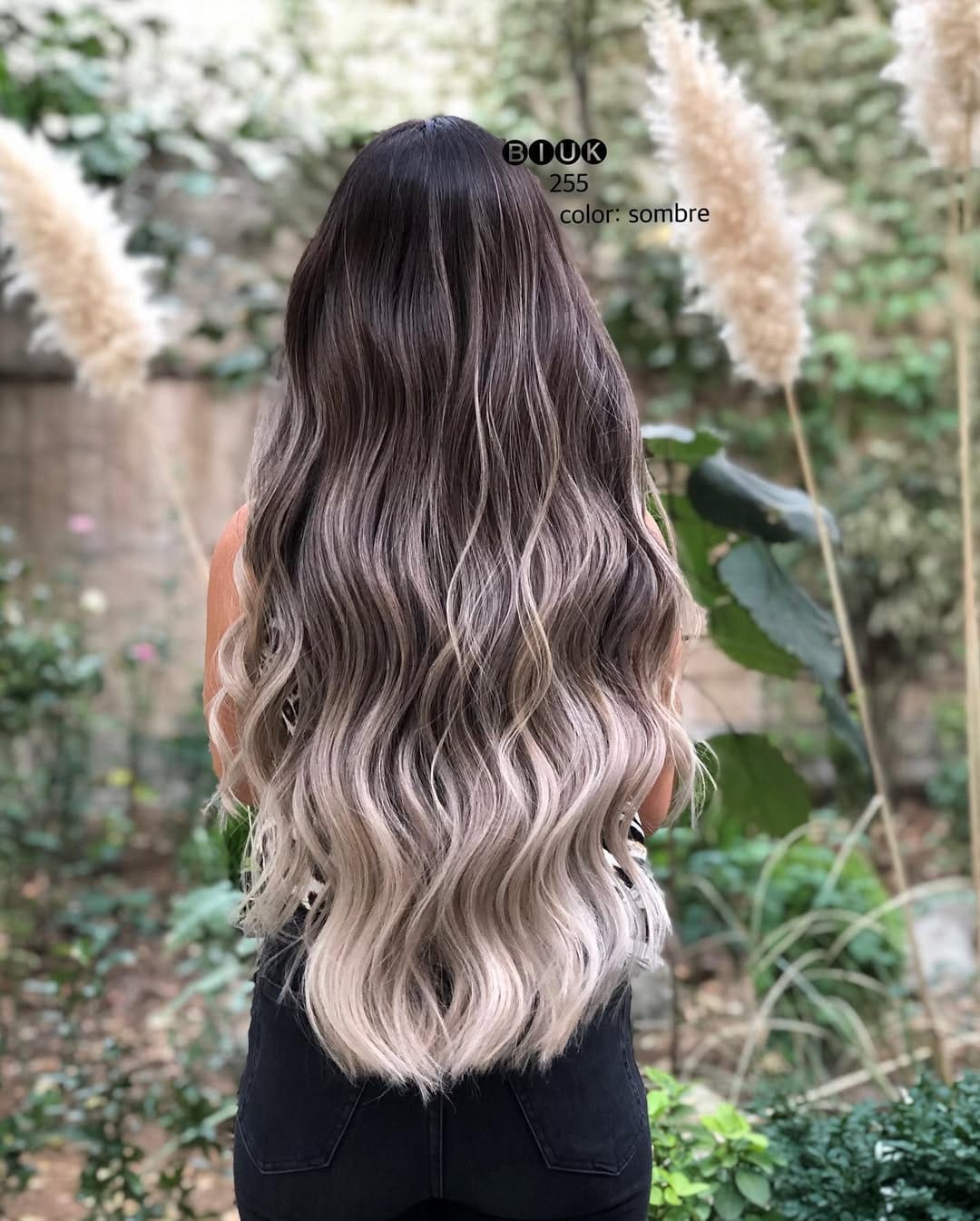 Post 10 by ⚜️ خدمات تخصصی رنگ و مش ⚜️ on Instagram (carousel)