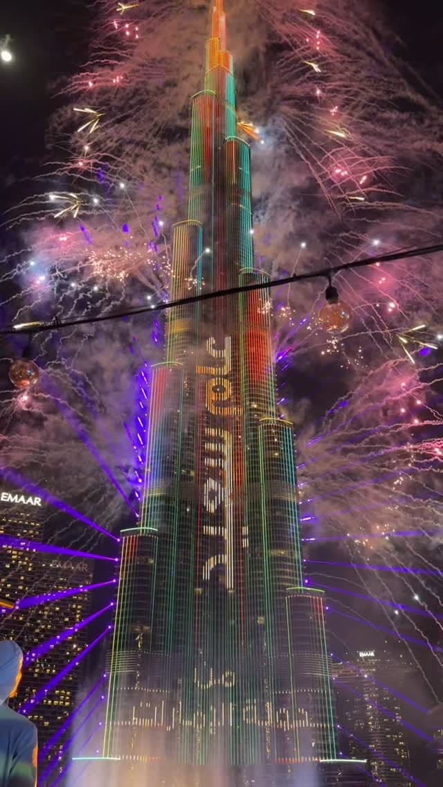 Post 3 by Younis.center on Instagram (video)
