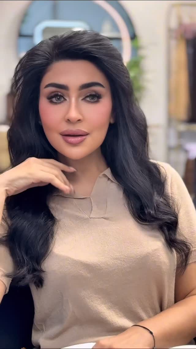 Post 7 by Trevi Salon on Instagram (video)