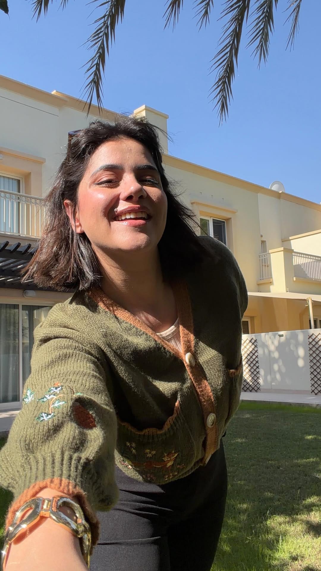 Post 2 by Dania Henawi on Instagram (video)