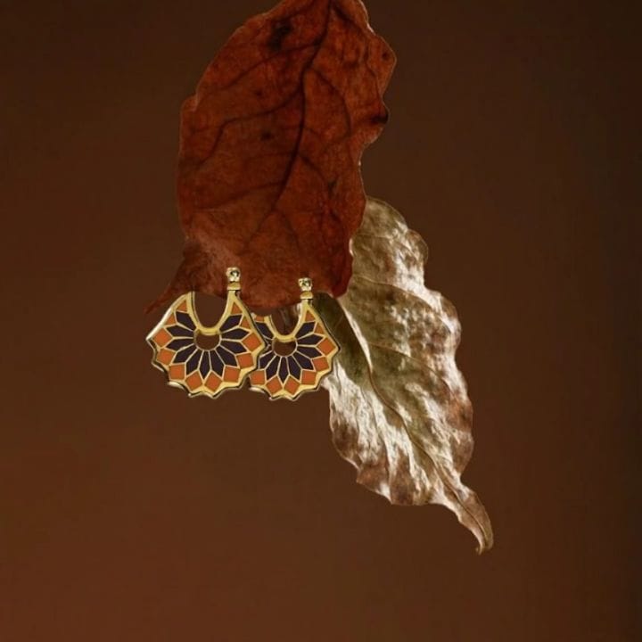 Post 7 by MINIZ Jewelry on Instagram (carousel)