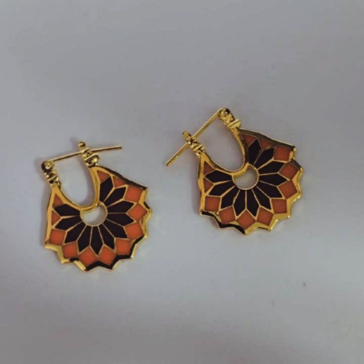 Post 6 by MINIZ Jewelry on Instagram (carousel)