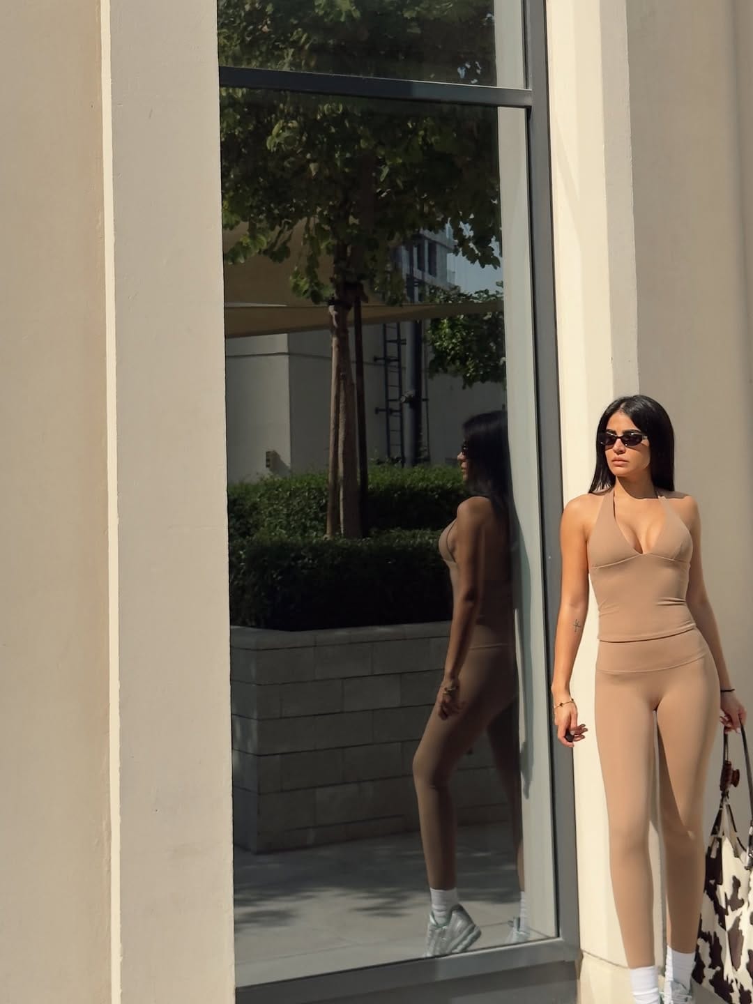 Post 3 by Nazanin Hassani on Instagram (carousel)