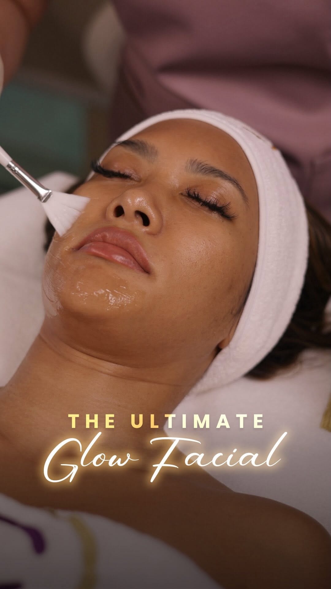 Post 7 by dclinicDubai on Instagram (video)