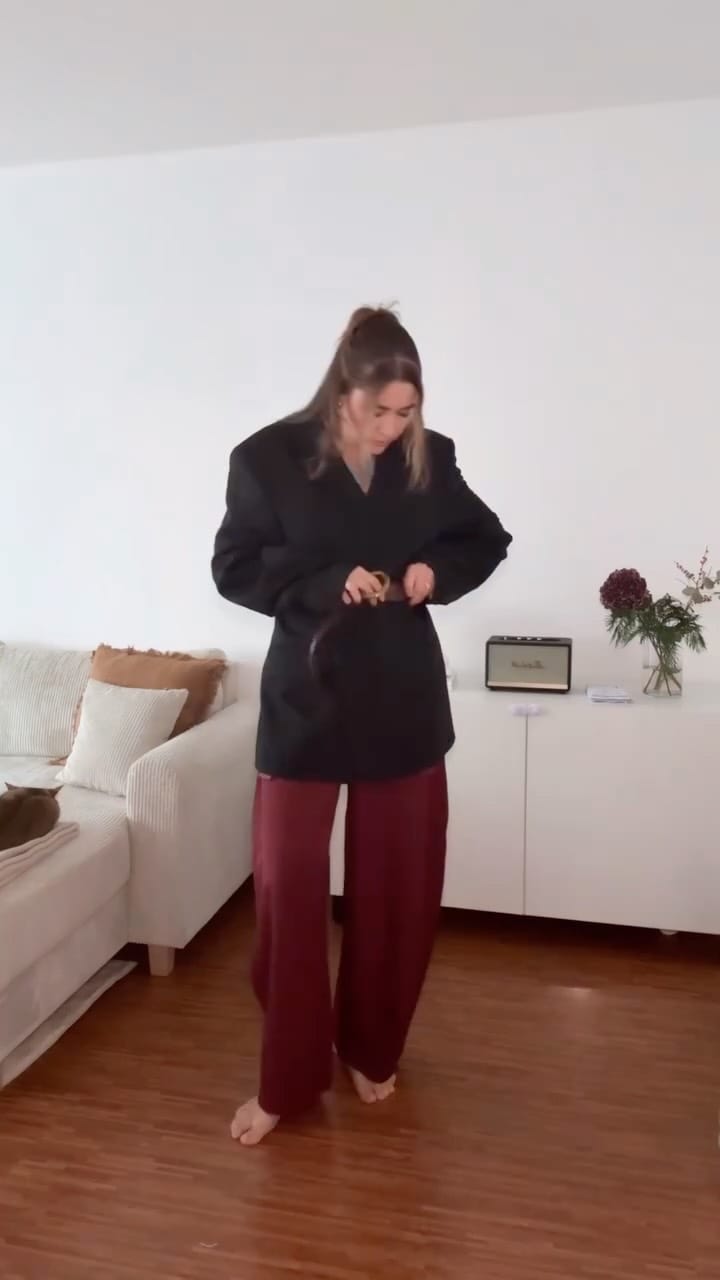 Post 4 by CAROLINE | content & ugc on Instagram (video)