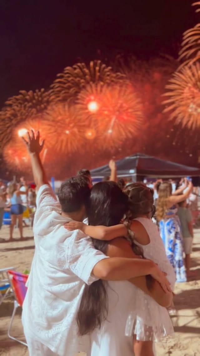 Post 6 by 𝐂𝐚𝐫𝐥𝐨𝐬 𝐏𝐢𝐫𝐞𝐬 on Instagram (video)