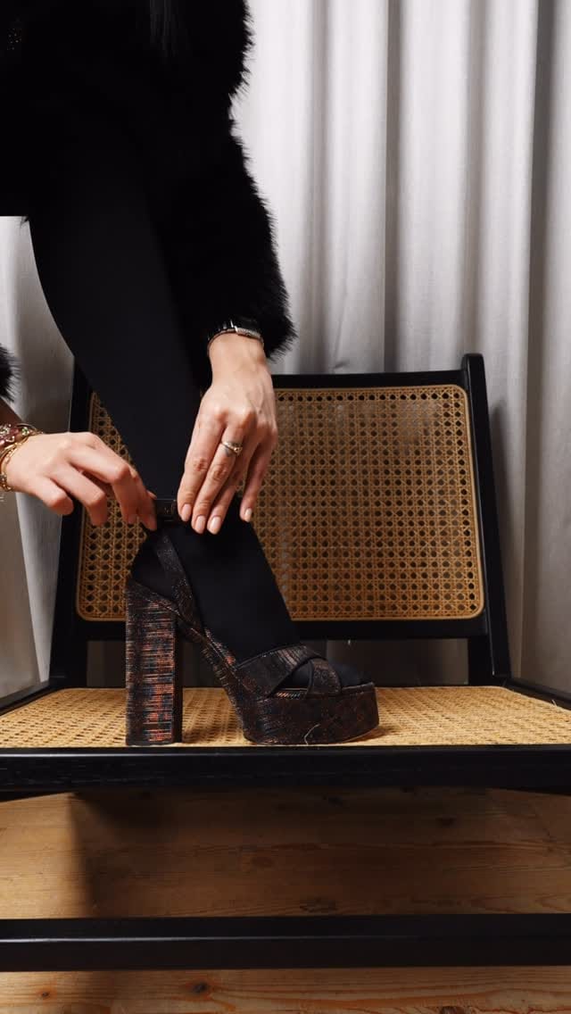 Post 6 by Sam Edelman Middle East on Instagram (video)