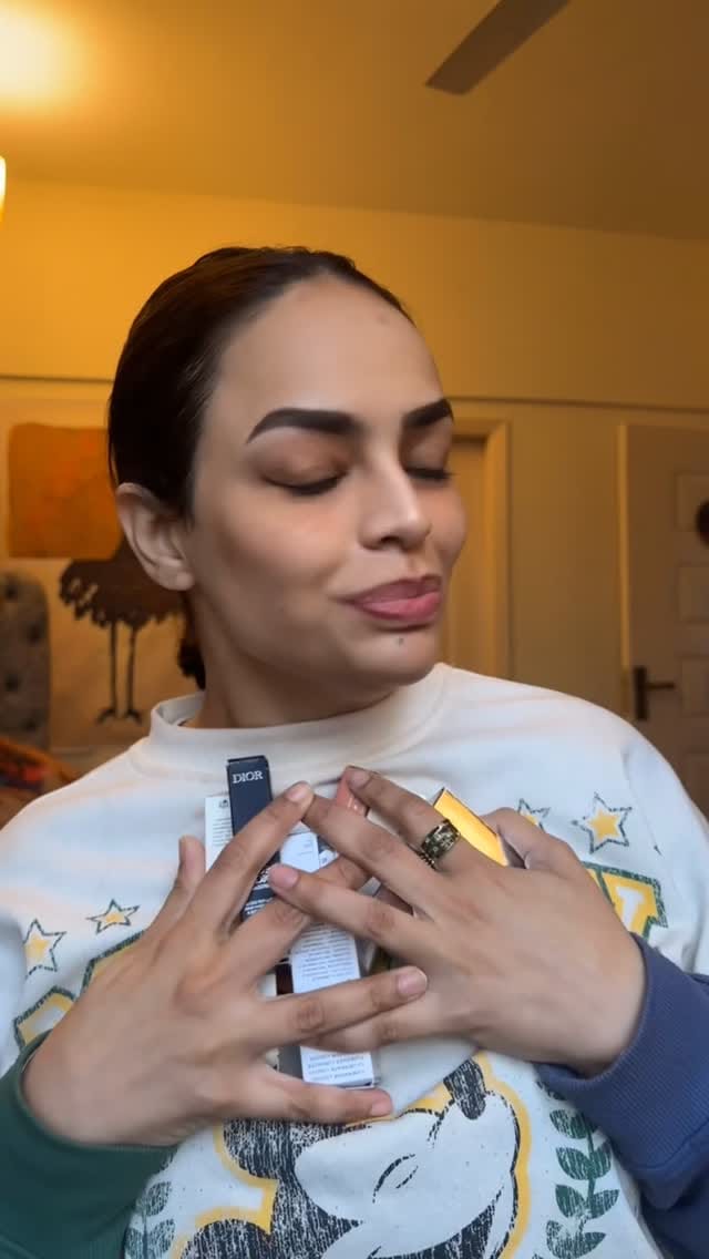 Post 2 by AM STORE on Instagram (video)
