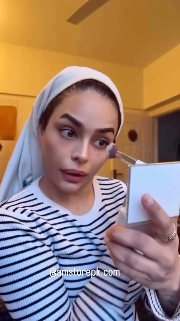 Post 3 by AM STORE on Instagram (video)