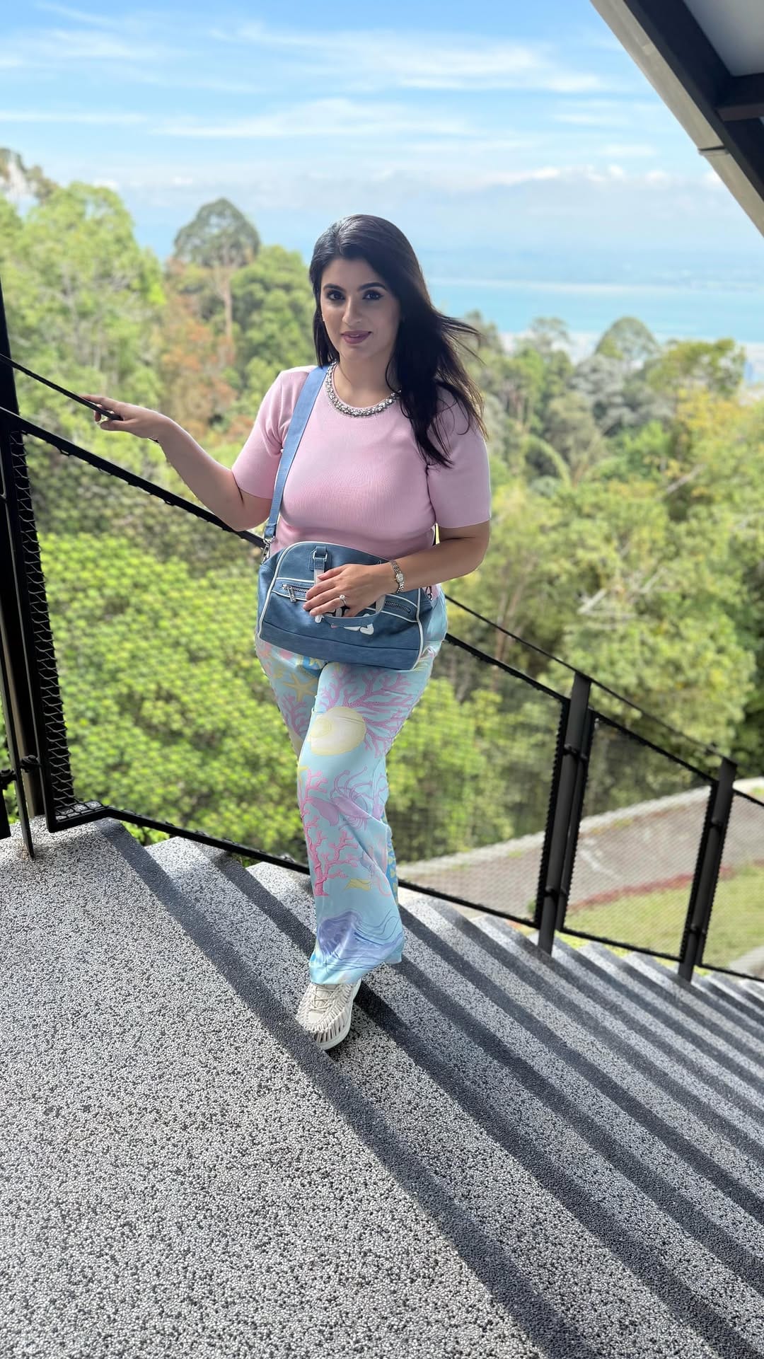 Post 4 by Dr.Sana on Instagram (video)