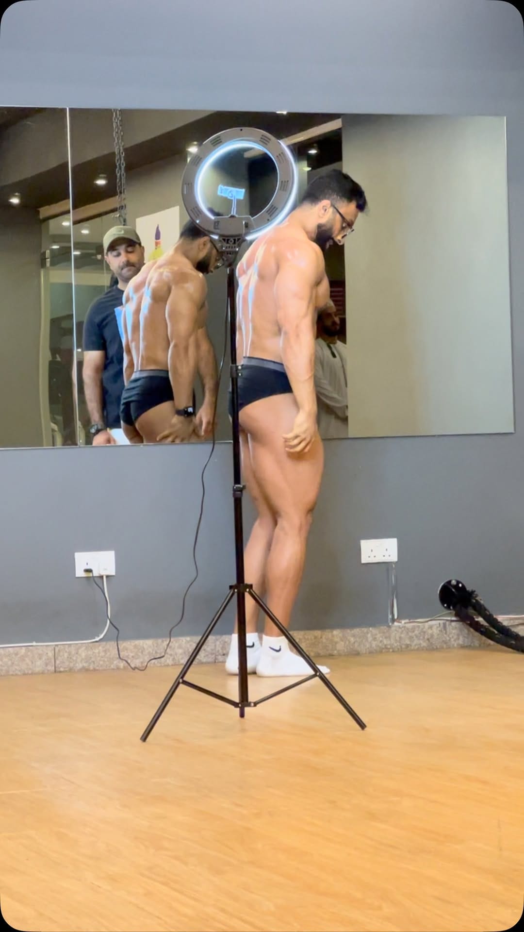 Post 4 by Samer Albalushi on Instagram (video)