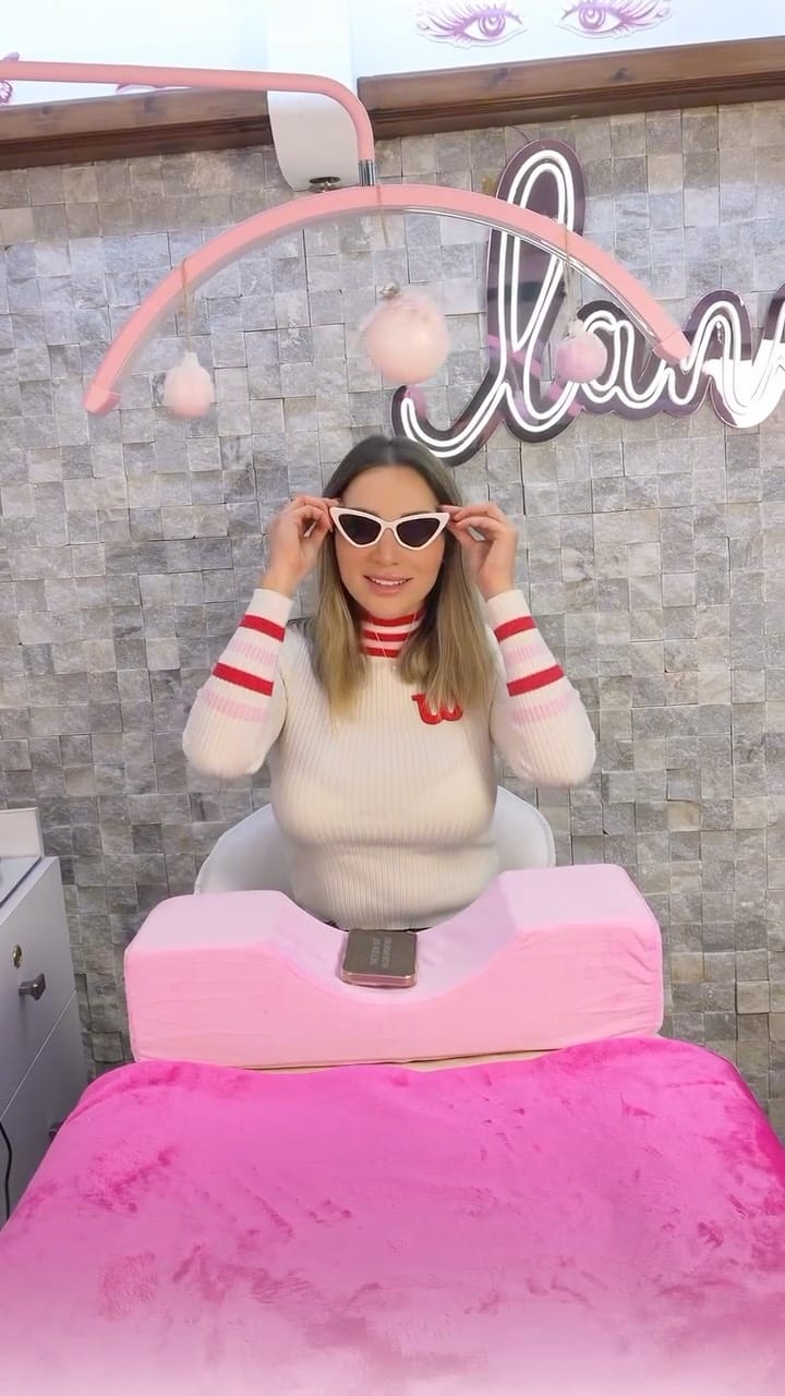 Post 8 by Lana Dehen | Eyelash Extensions on Instagram (video)