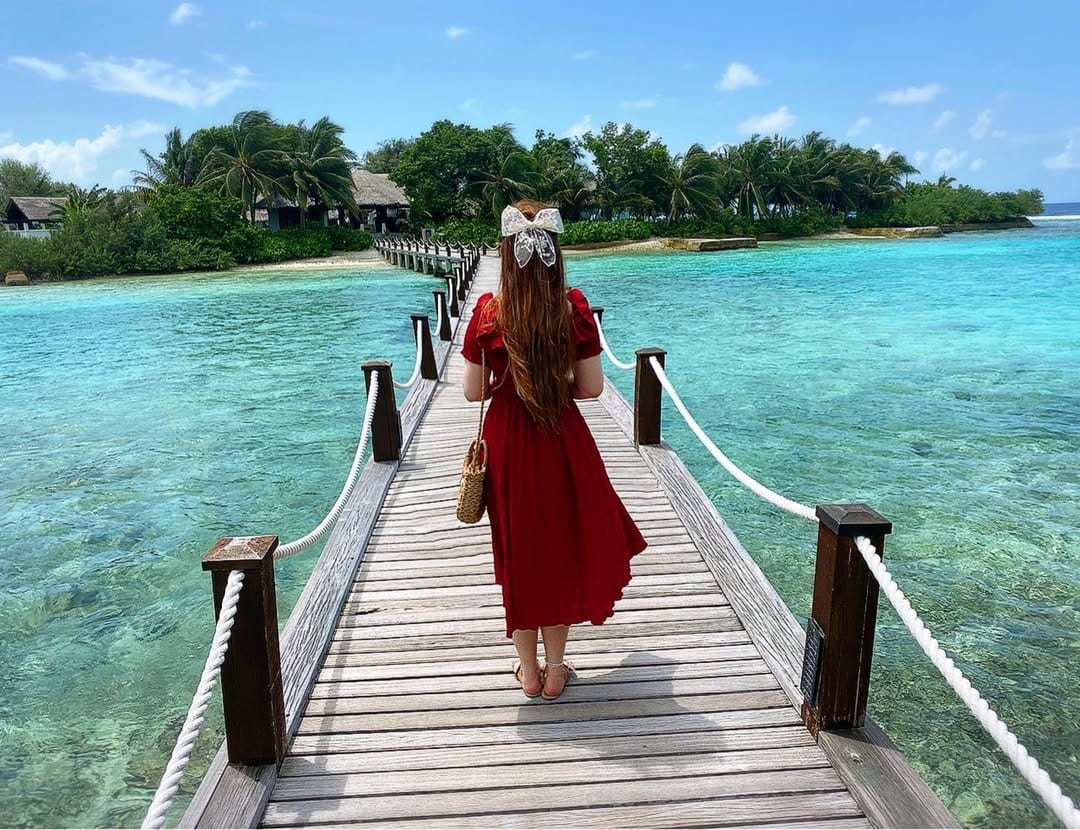 Post 10 by Faria Fahim on Instagram (image)