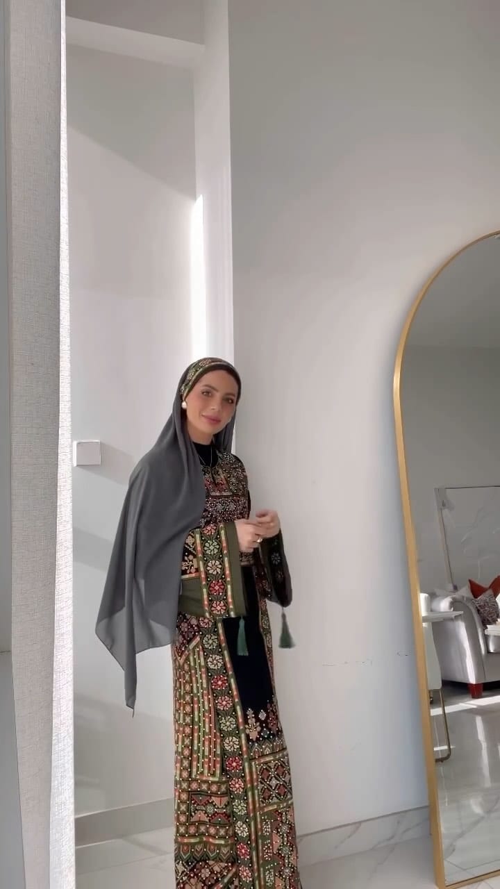 Post 8 by Nada Nader H on Instagram (video)