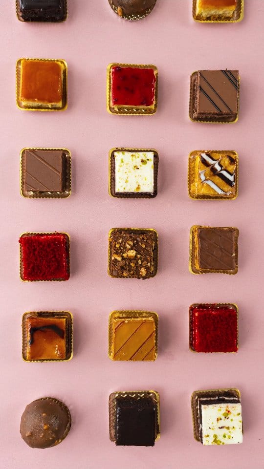 Post 1 by Salé Sucré Pâtisserie on Instagram (video)