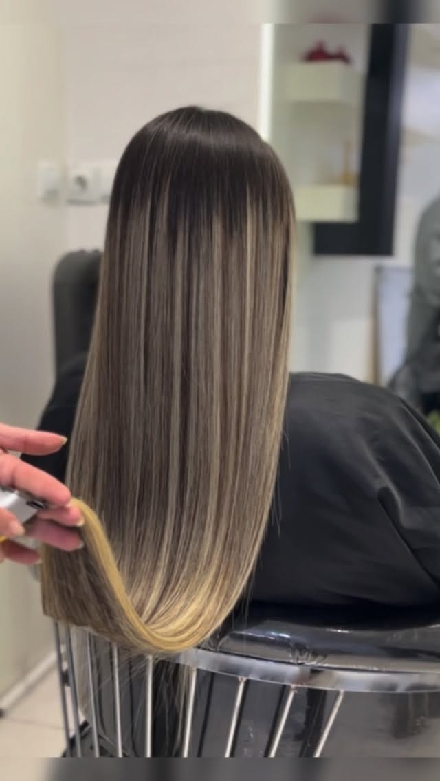 Post 10 by Sara Razavi on Instagram (video)