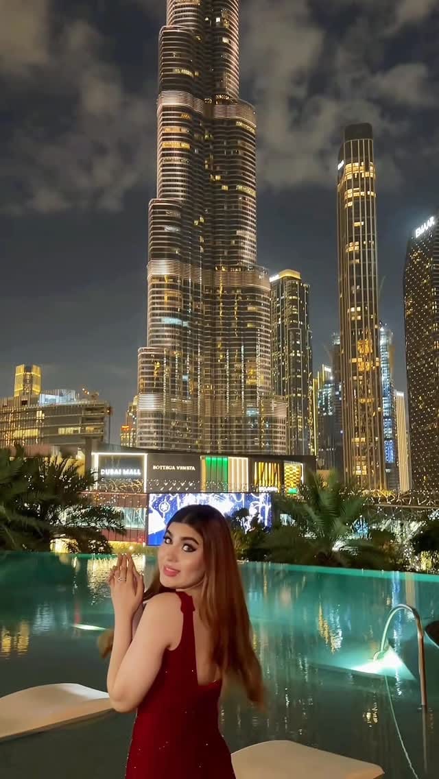 Post 2 by Sunaina on Instagram (video)