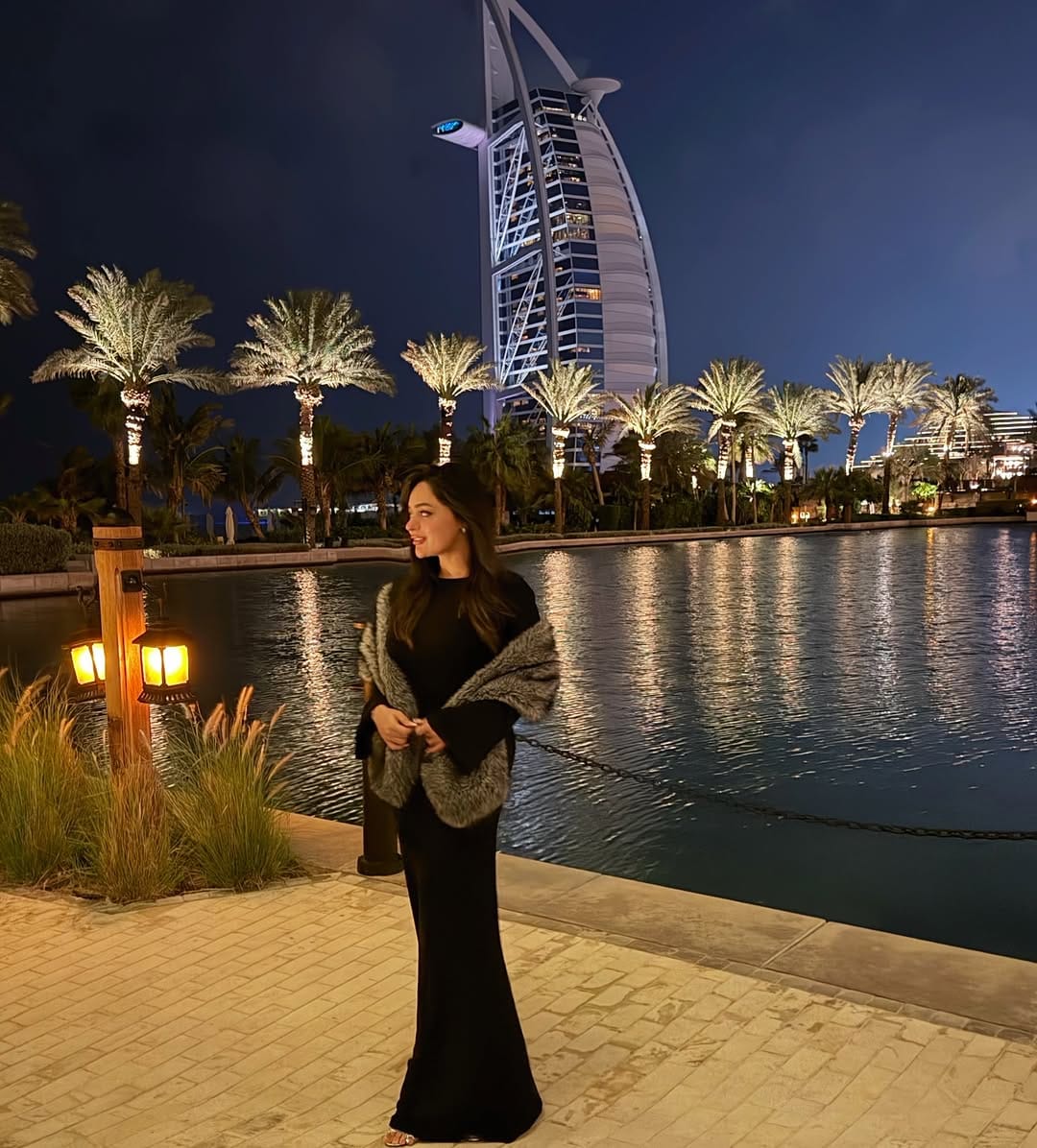 Post 7 by Zirwa KKhan on Instagram (image)