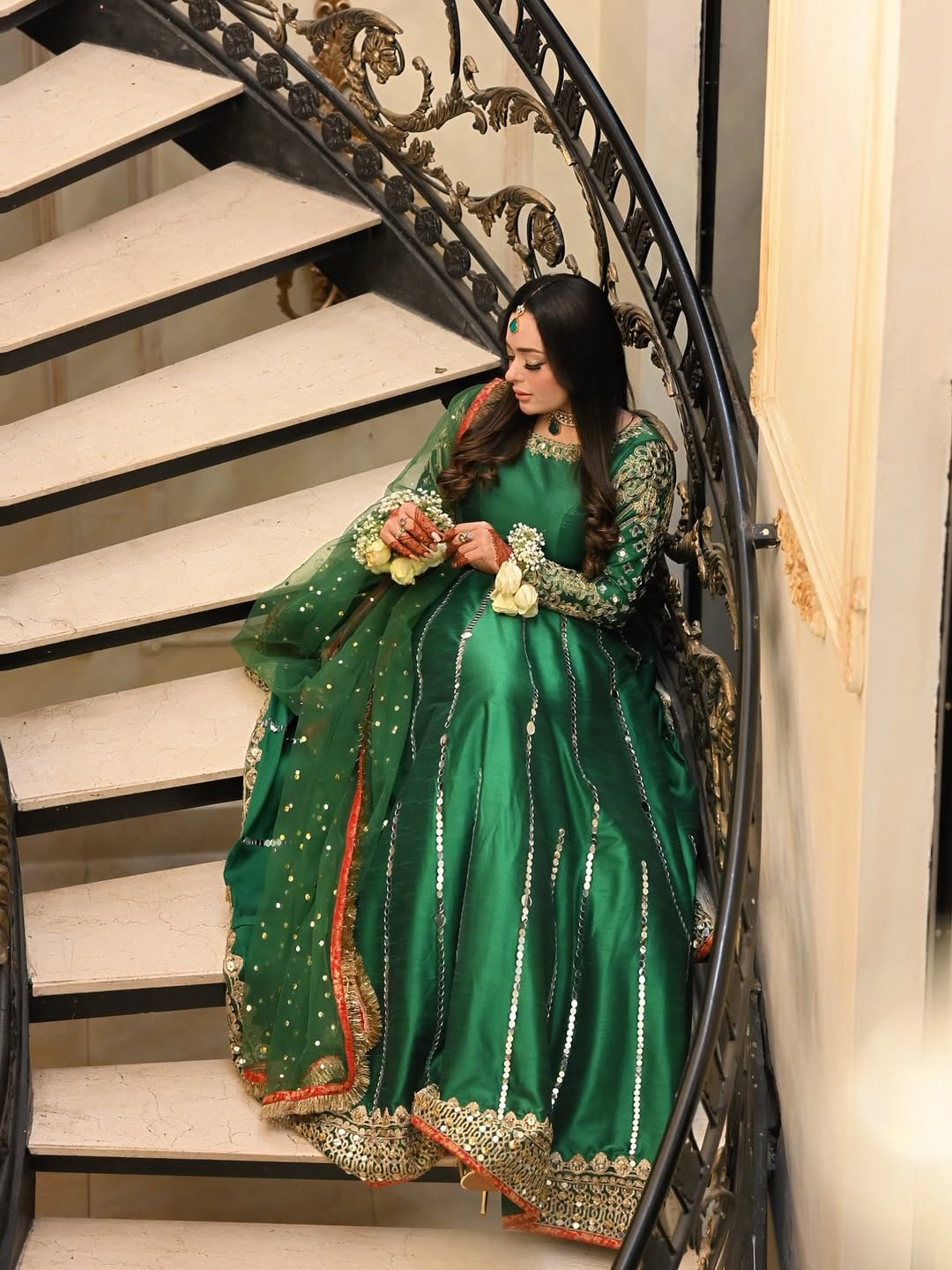 Post 2 by Zirwa KKhan on Instagram (carousel)