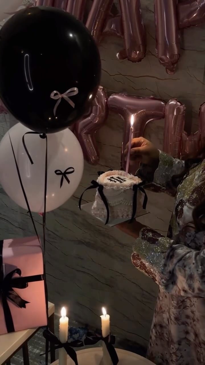 Post 10 by Aqsa on Instagram (video)