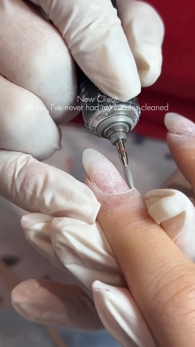Post 1 by reignbeautybar 👑Dubai UAE on Instagram (video)