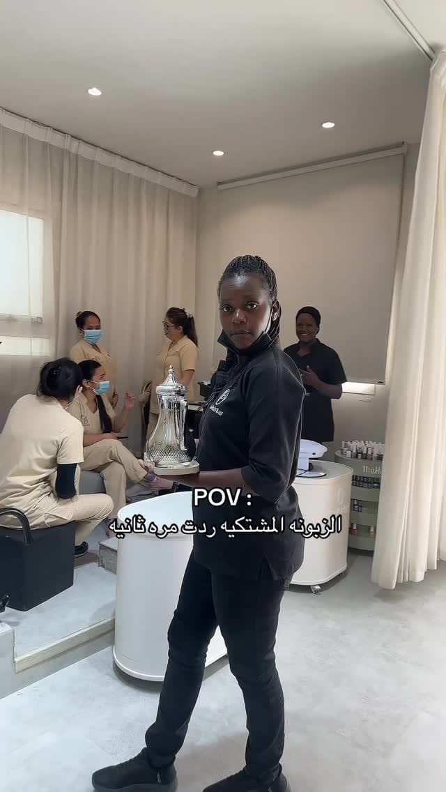 Post 8 by Hair Bar Beauty Lounge on Instagram (video)