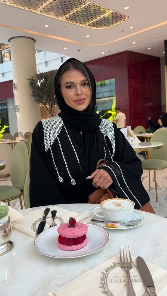 Post 10 by 🇦🇪🌴🐪▪️◾️◼️SAFARI◼️◾️▪️🐪🌴🇦🇪 on Instagram (video)