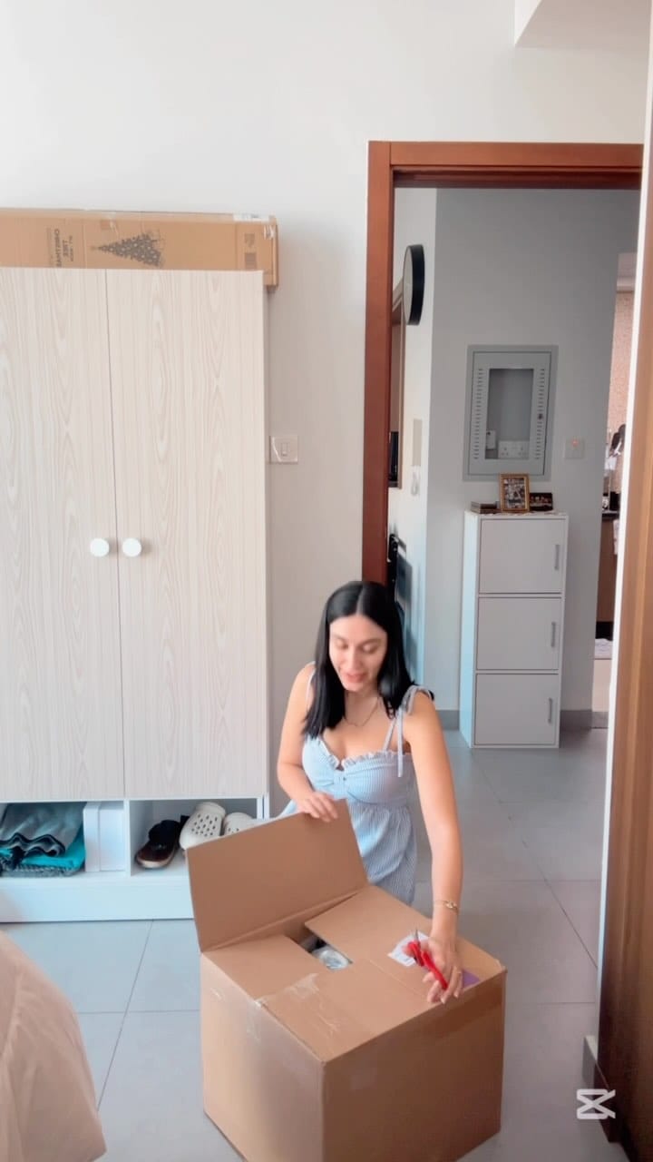 Post 10 by Leleanne Meree on Instagram (video)