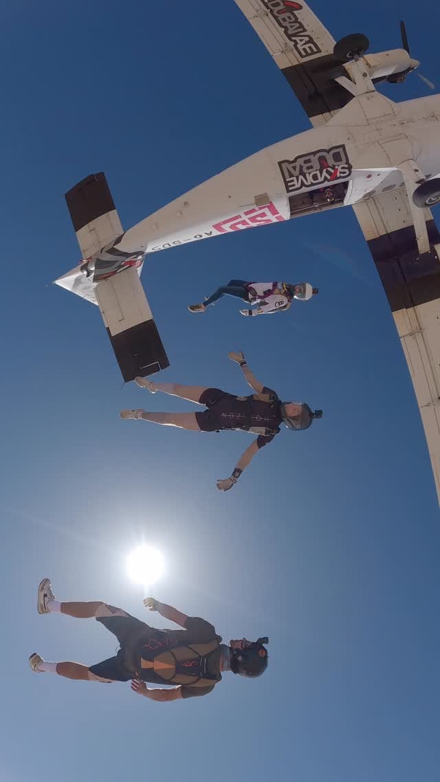 Post 4 by Emma Jaber on Instagram (video)