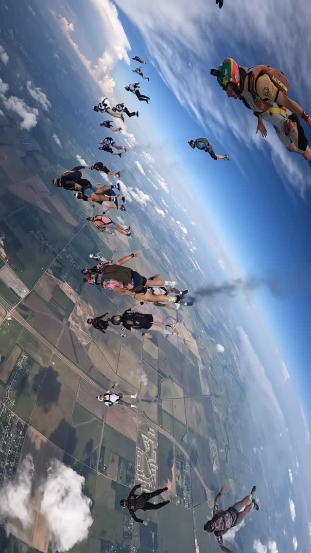 Post 2 by Emma Jaber on Instagram (video)