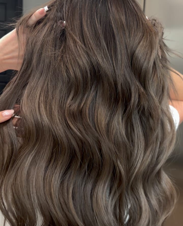 Post 1 by Vanessa Ramirez OC Hairstylist Colorist➕Extension Specialist on Instagram (carousel)