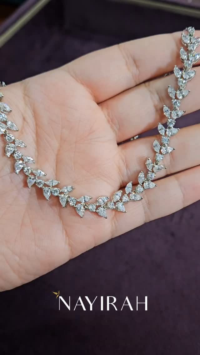 Post 8 by NAYIRAH | High Silver Jewellery on Instagram (video)