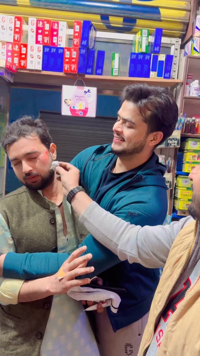 Post 9 by 𝒮𝓊𝒽𝒶𝒾𝓁 𝒮𝒾𝒹𝒹... on Instagram (video)