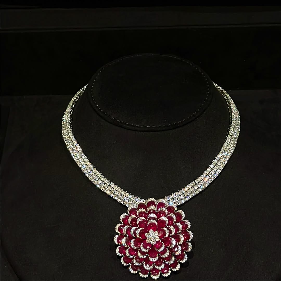 Post 2 by MATURA DIAMOND | مجوهرات ماتشورا دايموند on Instagram (carousel)
