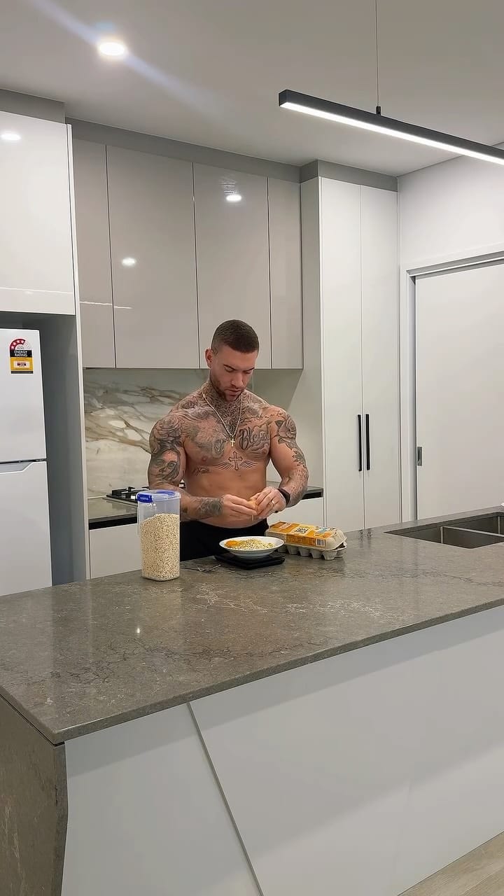 Post 3 by Ricardo Nogueira on Instagram (video)