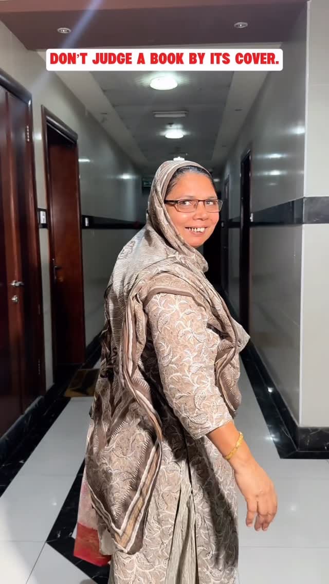 Post 6 by Firoza Khan on Instagram (video)