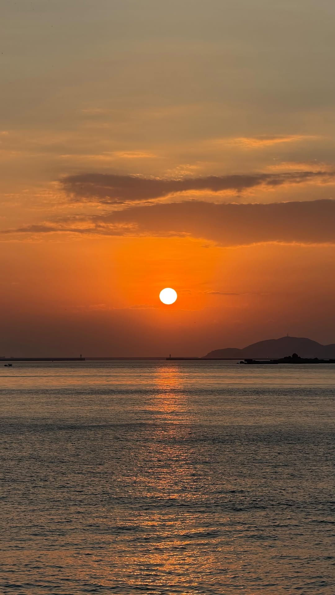 Post 5 by Lifestyle Creator | Professional Photographer on Instagram (video)