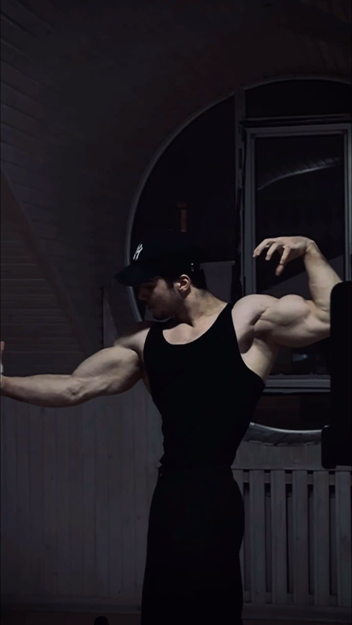 Post 8 by Ramazan on Instagram (video)