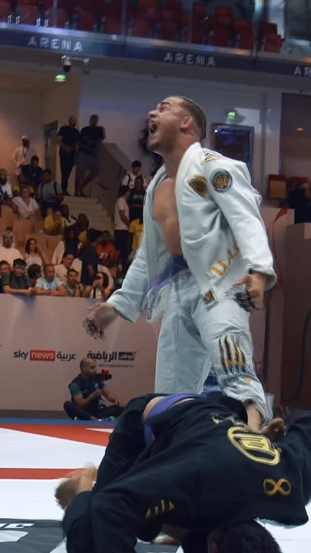 Post 3 by Gabriel Simas on Instagram (video)