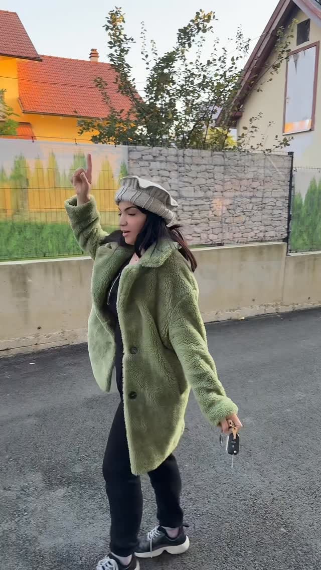 Post 1 by Ziba Ghafar on Instagram (video)