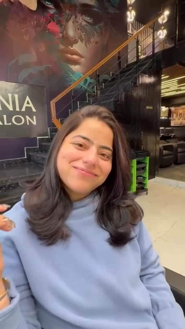 Post 3 by Ania Salon I Open 24/7 I Gurugram on Instagram (video)