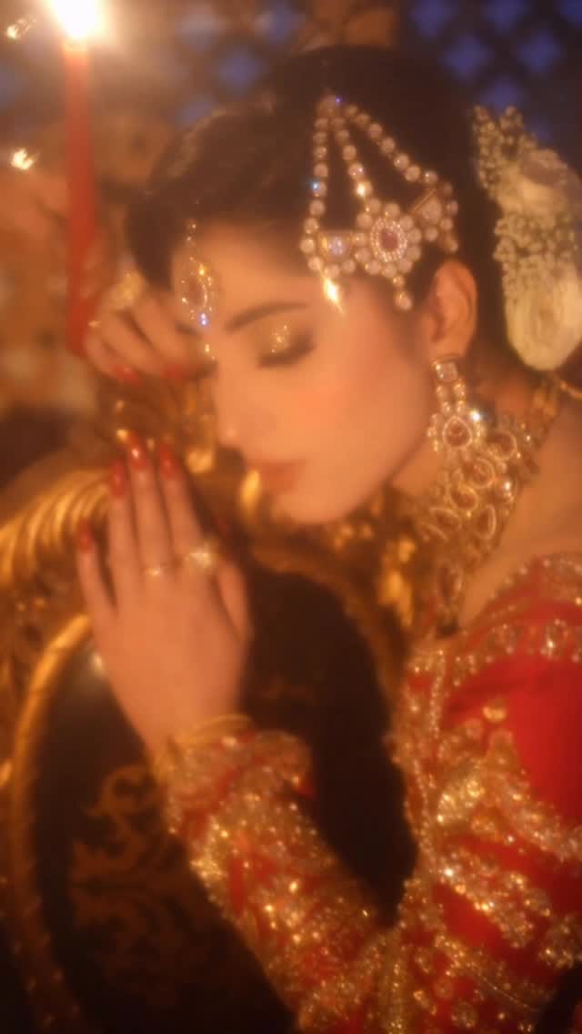 Post 1 by Royal Salon on Instagram (video)