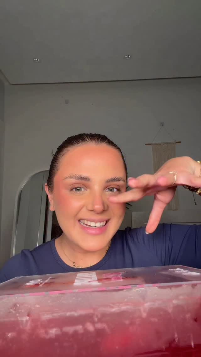 Post 5 by RoseMary Takla on Instagram (video)