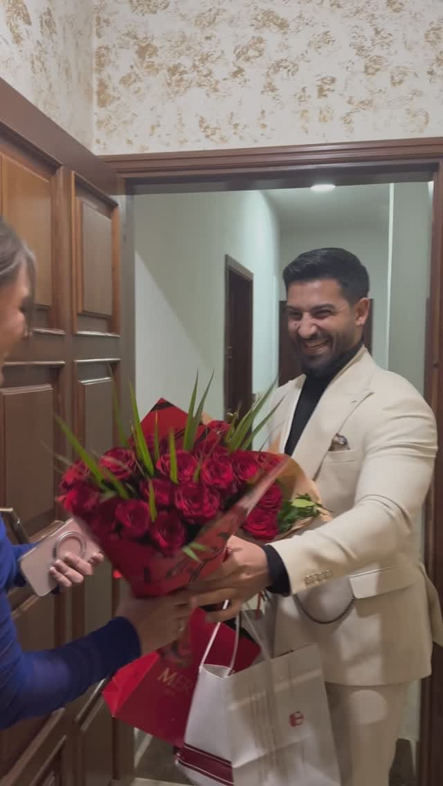 Post 9 by RoseMary Takla on Instagram (video)