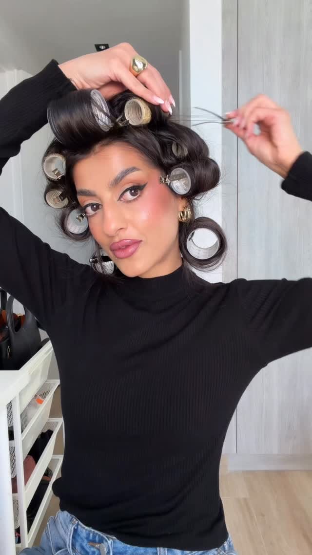 Post 4 by Anna Khan 🇦🇪 on Instagram (video)