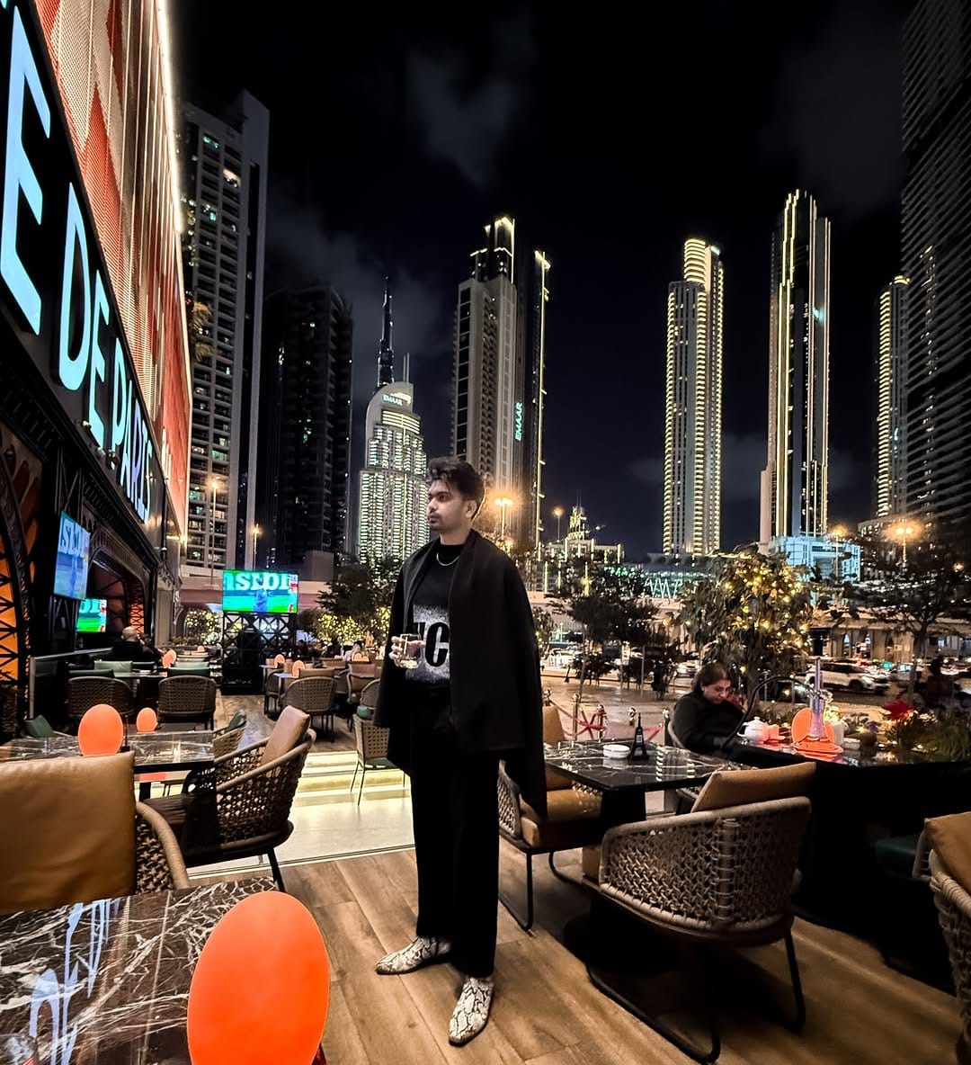 Post 2 by IRFAN KHAN | DUBAI BLOGGER 🇦🇪 on Instagram (carousel)