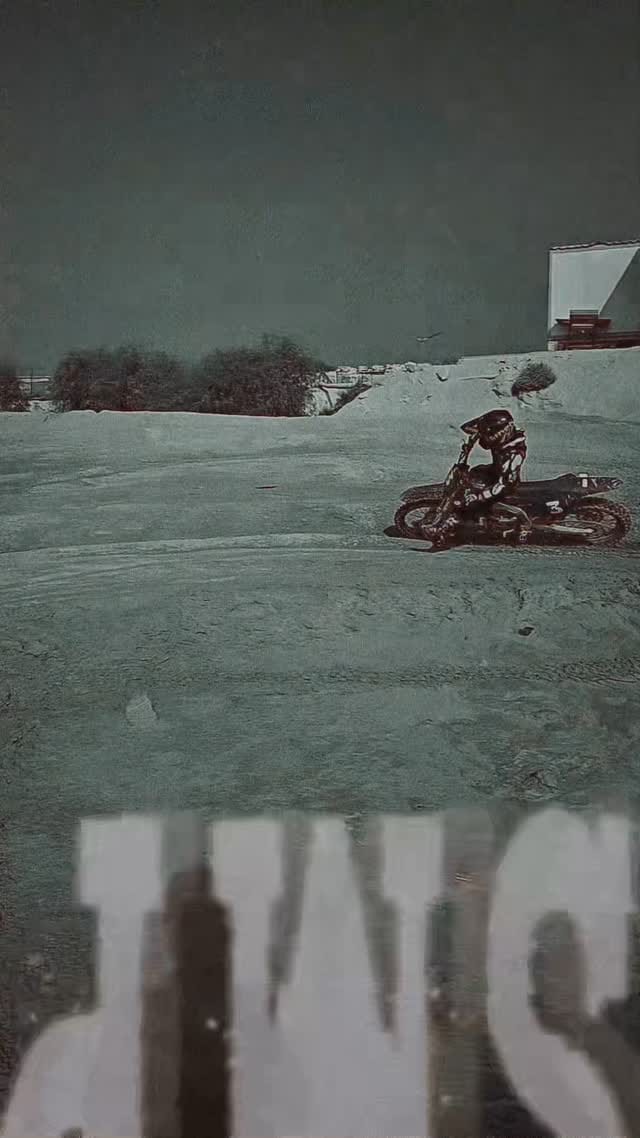 Post 4 by 𝓻𝓸𝓴𝓼𝓪𝓷𝓪.𝓶𝓪𝓭𝓪𝓷𝓴𝓪𝓷•|•رکسانا معدنکن on Instagram (video)
