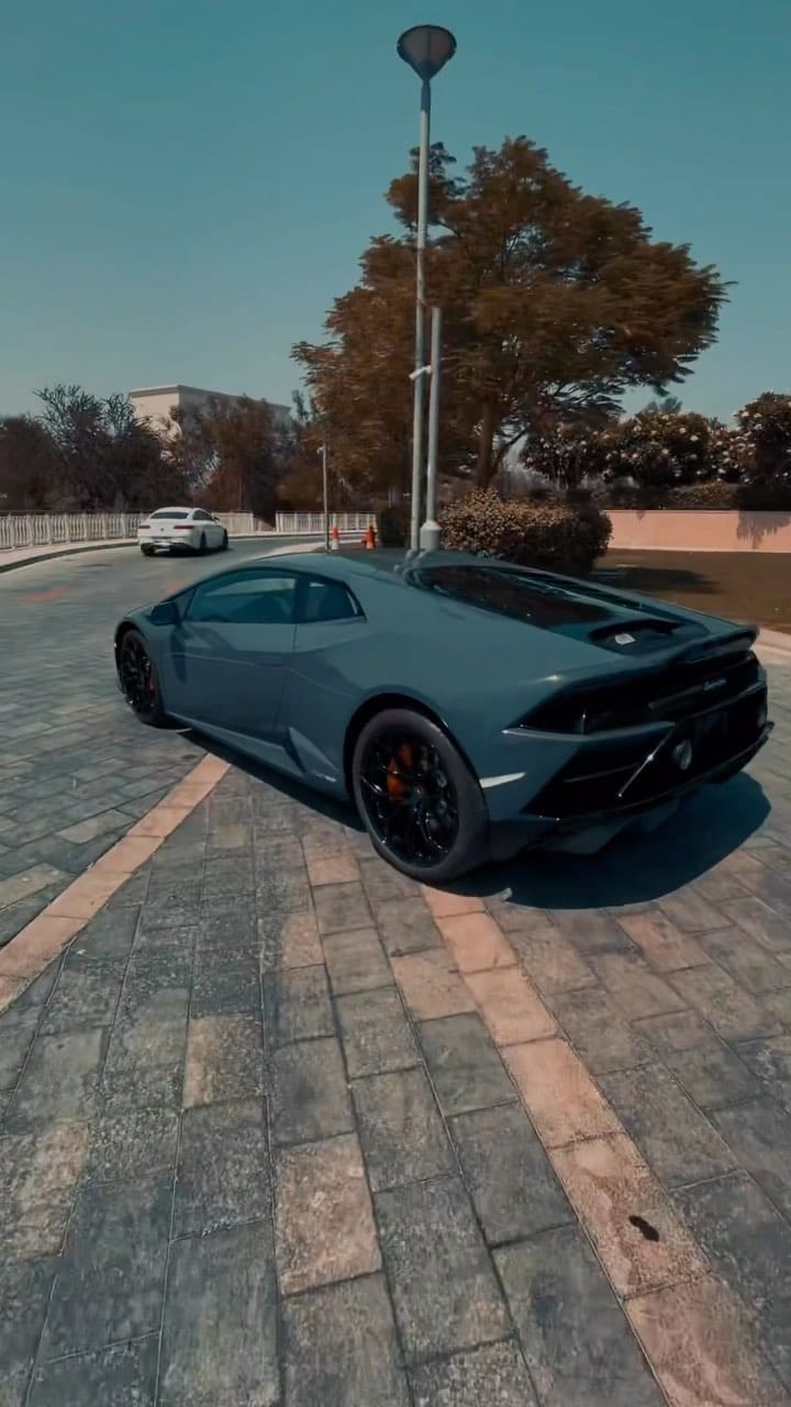Post 9 by Alexandre Santana on Instagram (video)