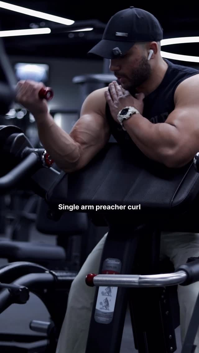Post 2 by 𝐈𝐒𝐌𝐀𝐈𝐋 𝐄𝐋𝐉𝐀𝐌𝐈𝐋 on Instagram (video)
