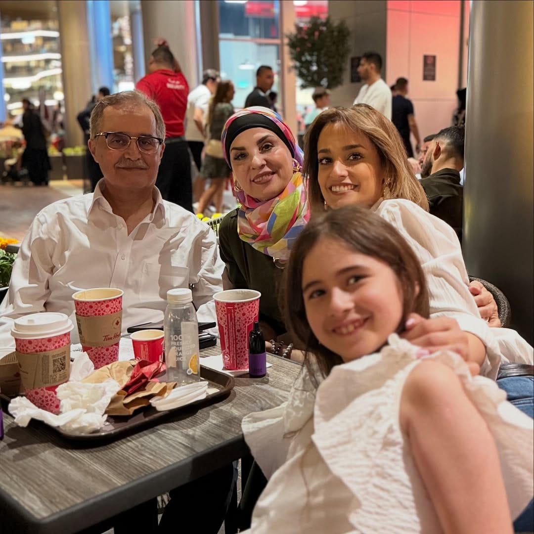 Post 3 by Farah Hannouneh on Instagram (carousel)